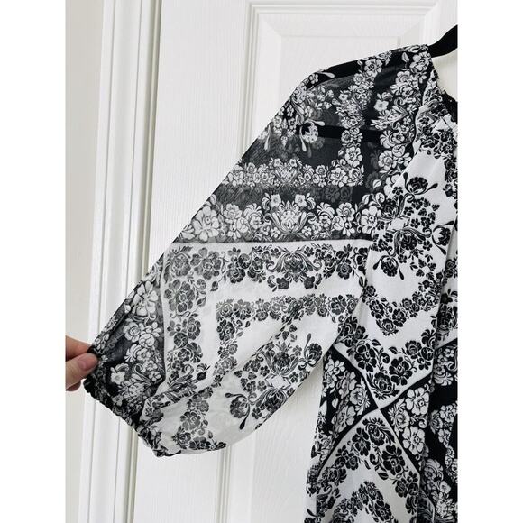 NWT Calvin Klein Scarf Print Chiffon Scoop Neck Bubble Sleeve Tie Front Blouse - Picture 4 of 5